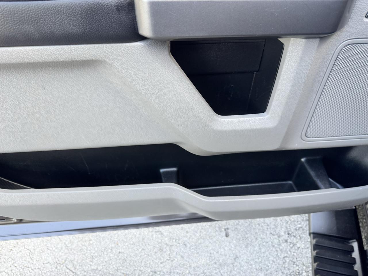 Ford Super Duty F-350 SRW  2021