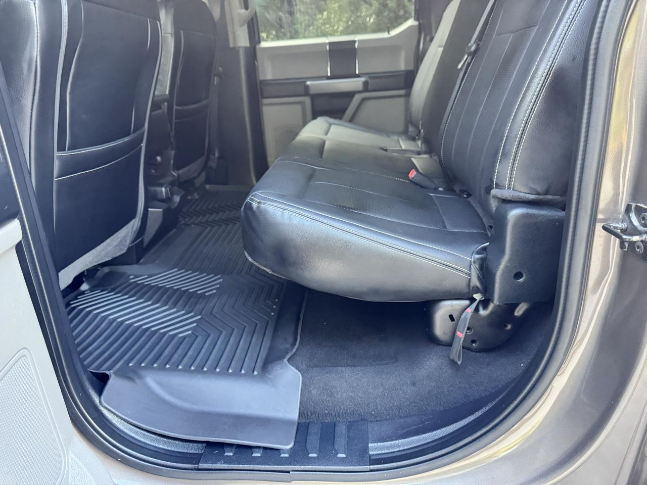 Ford Super Duty F-350 SRW  2021