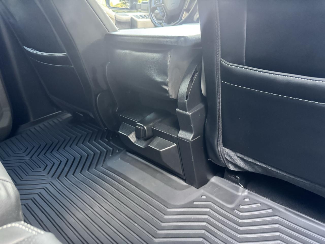 Ford Super Duty F-350 SRW  2021