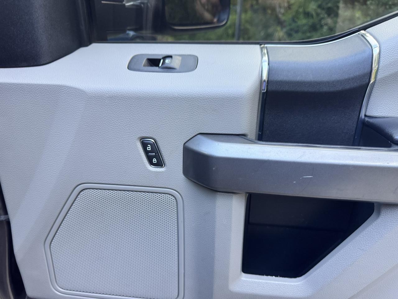 Ford Super Duty F-350 SRW  2021