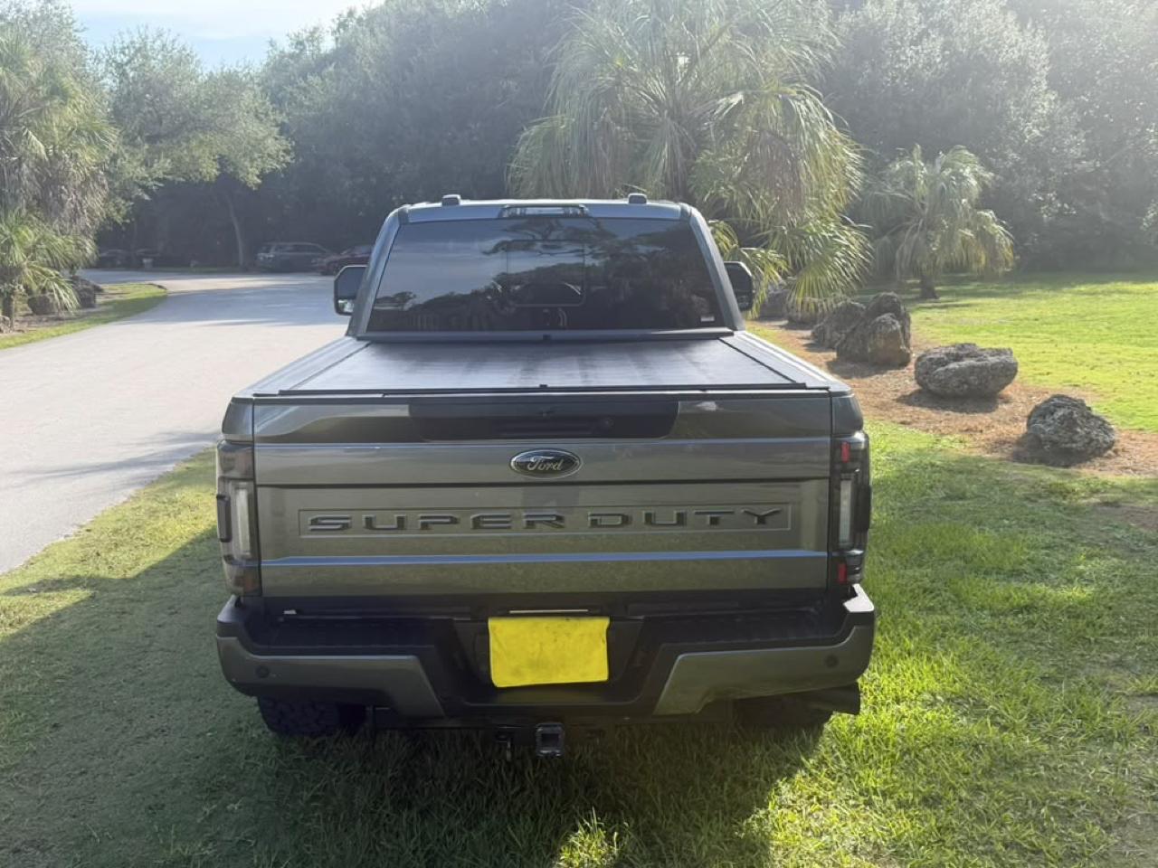 Ford Super Duty F-250 SRW 4WD Crew Cab 156" Lariat 2022