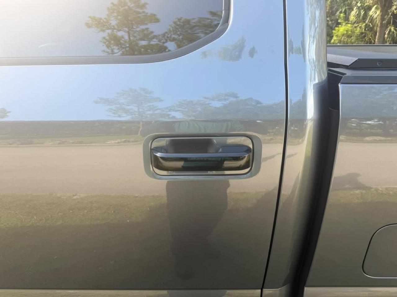 Ford Super Duty F-250 SRW 4WD Crew Cab 156" Lariat 2022