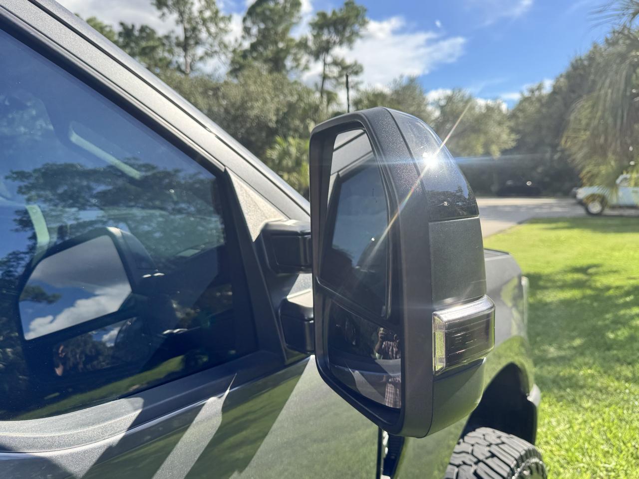 Ford Super Duty F-250 SRW 4WD Crew Cab 156" Lariat 2022
