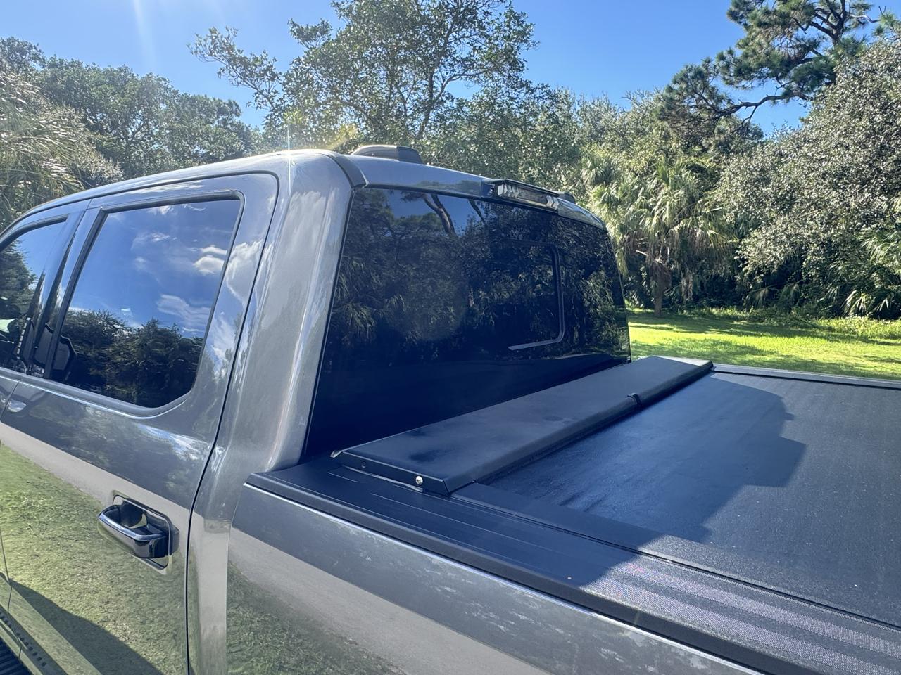 Ford Super Duty F-250 SRW 4WD Crew Cab 156" Lariat 2022