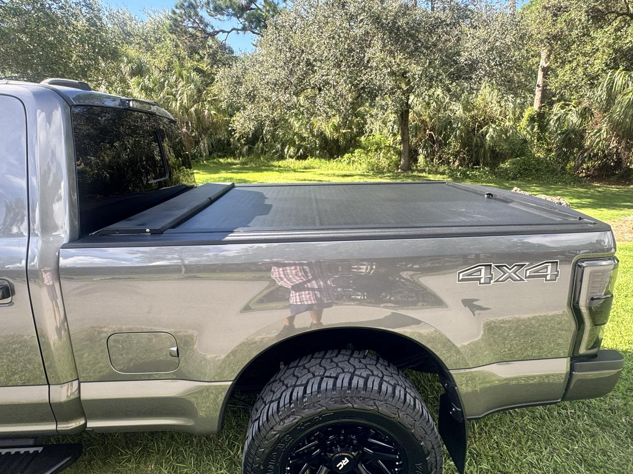 Ford Super Duty F-250 SRW 4WD Crew Cab 156" Lariat 2022
