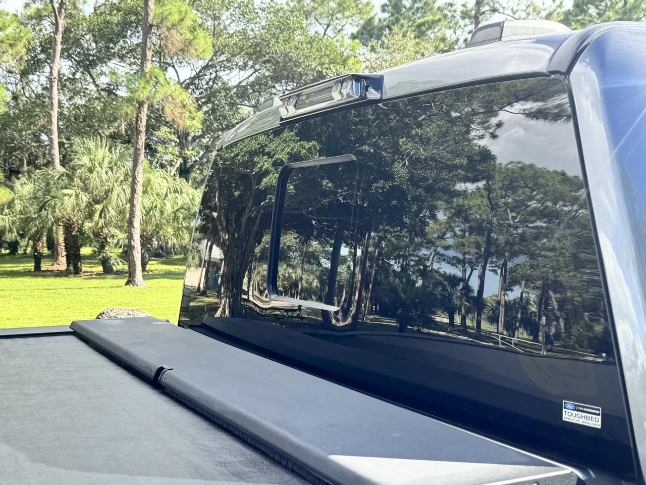Ford Super Duty F-250 SRW 4WD Crew Cab 156" Lariat 2022