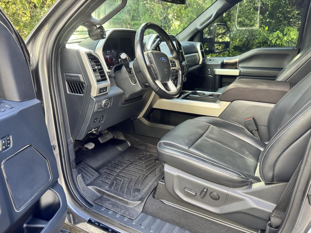 Ford Super Duty F-250 SRW 4WD Crew Cab 156" Lariat 2022