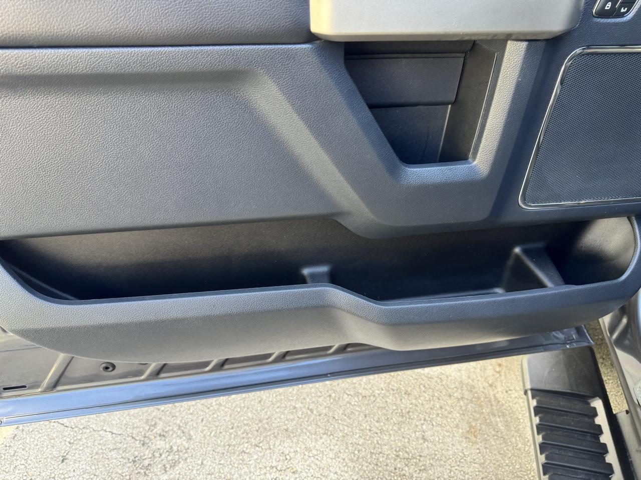 Ford Super Duty F-250 SRW 4WD Crew Cab 156" Lariat 2022