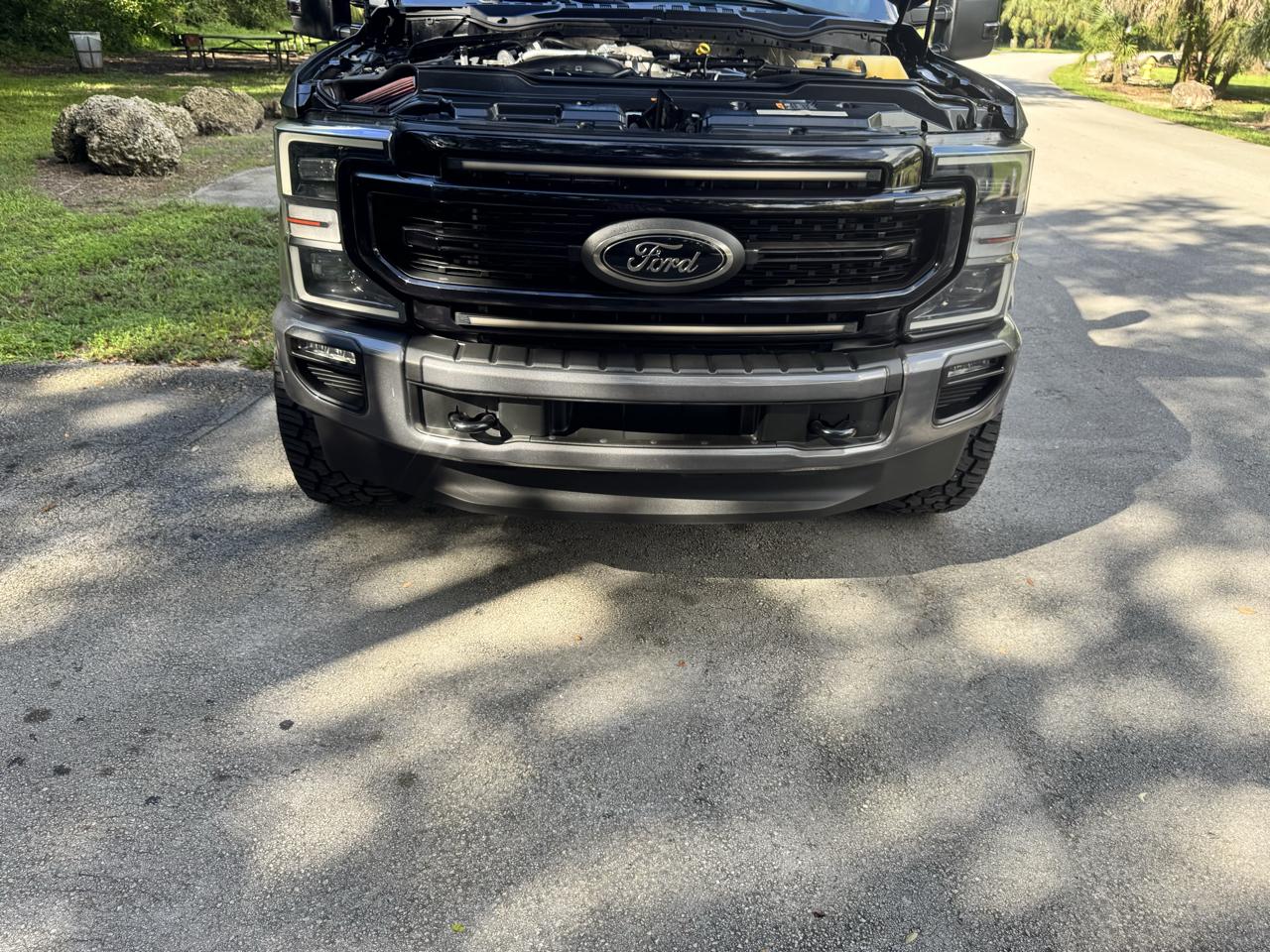Ford Super Duty F-250 SRW 4WD Crew Cab 156" Lariat 2022