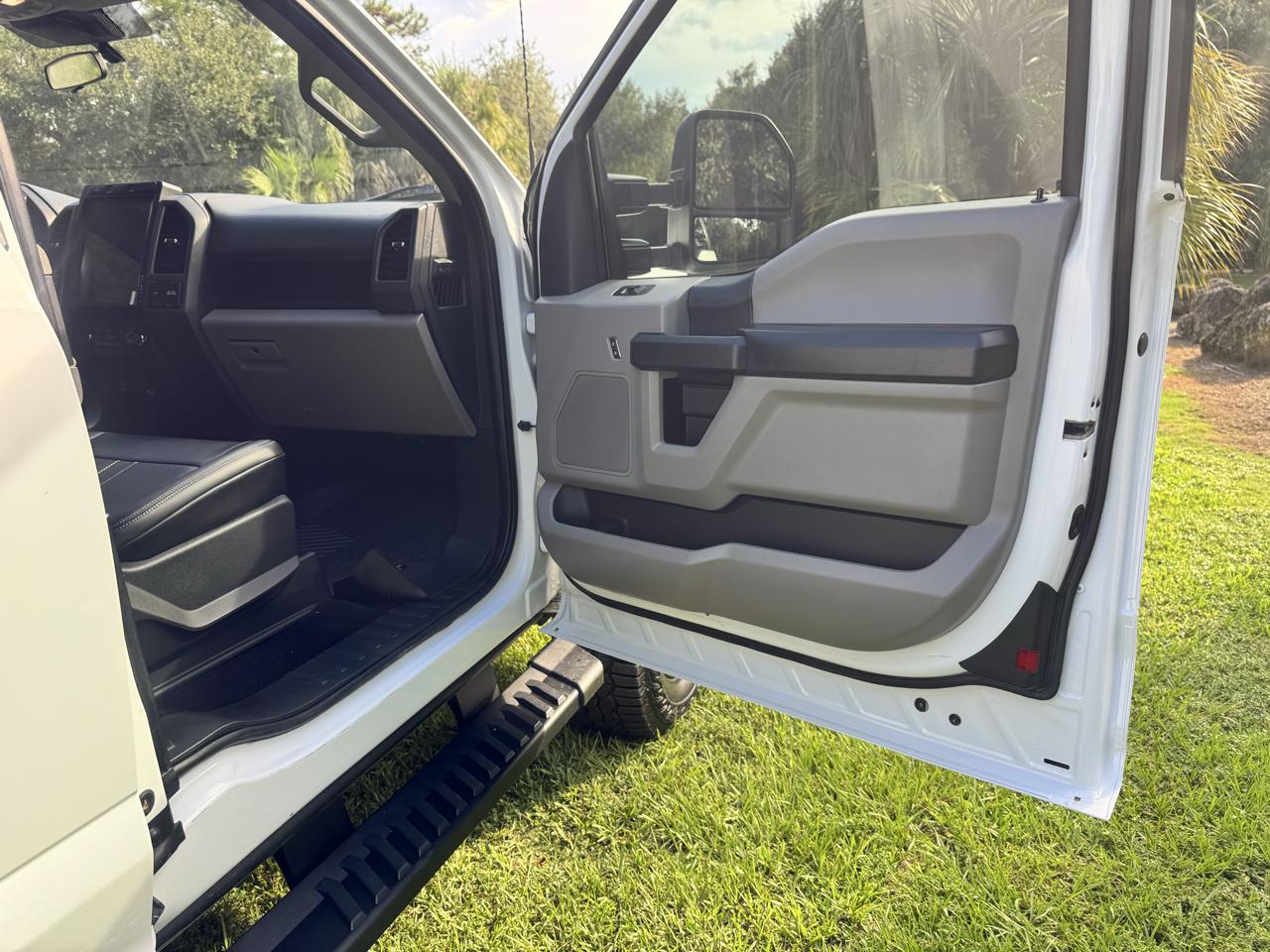 Ford Super Duty F-250 SRW  2022