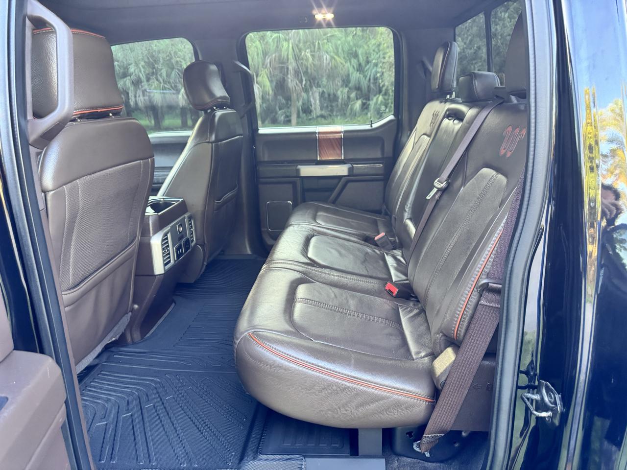 Ford Super Duty F-250 SRW King Ranch 4WD Crew Cab 8' Box 2017