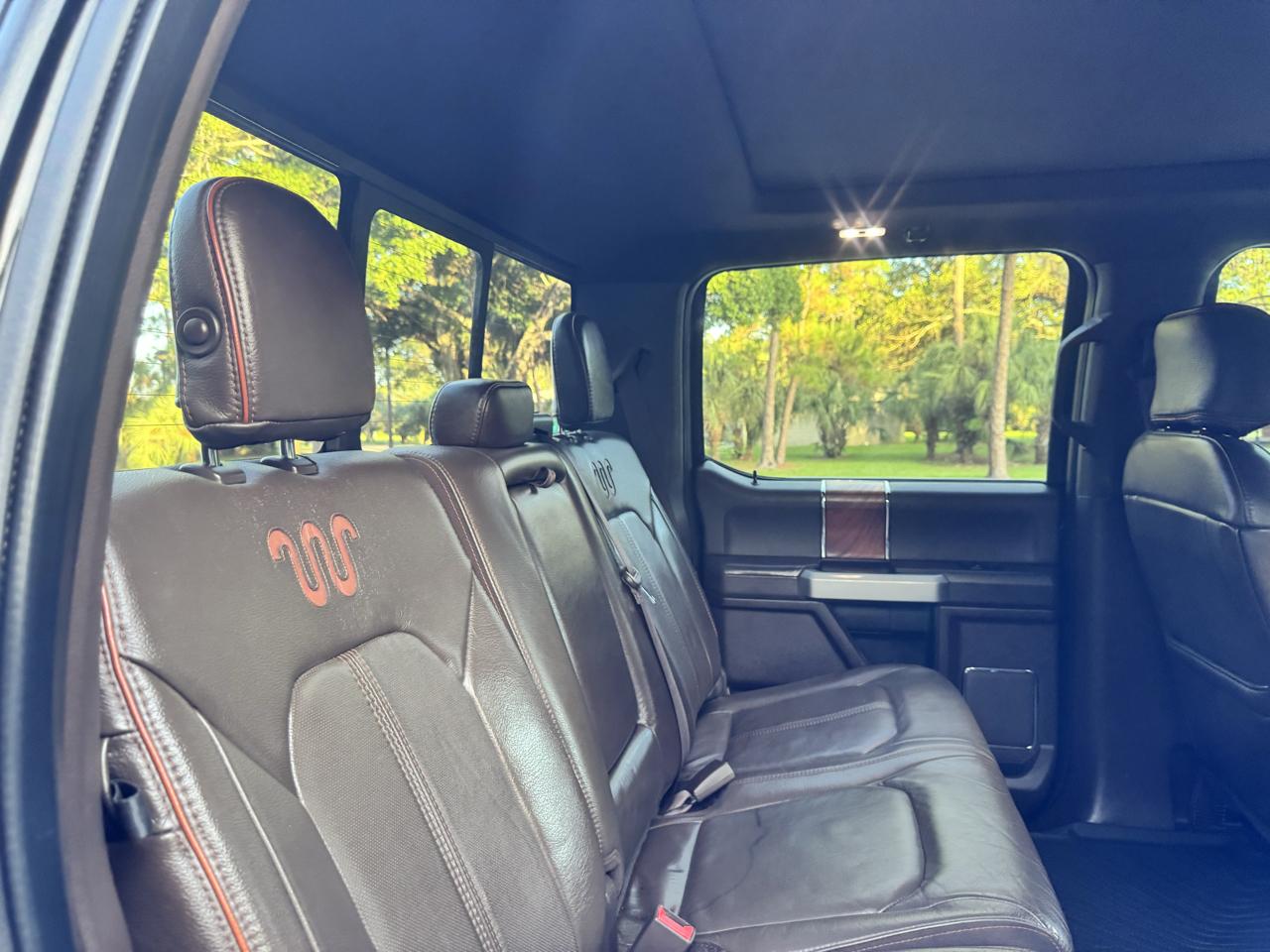Ford Super Duty F-250 SRW King Ranch 4WD Crew Cab 8' Box 2017