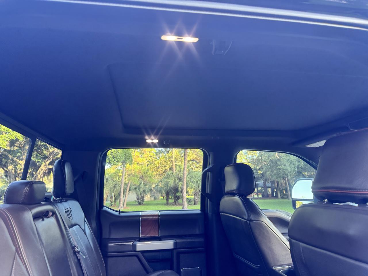 Ford Super Duty F-250 SRW King Ranch 4WD Crew Cab 8' Box 2017