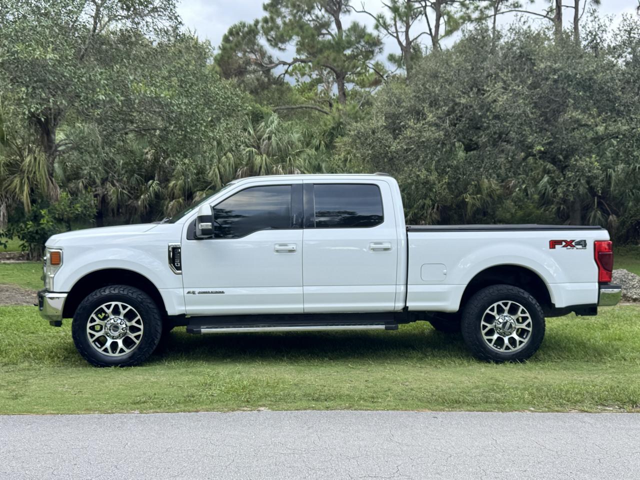 Ford Super Duty F-250 SRW Lariat 4WD Crew Cab 6.75' Box 2021