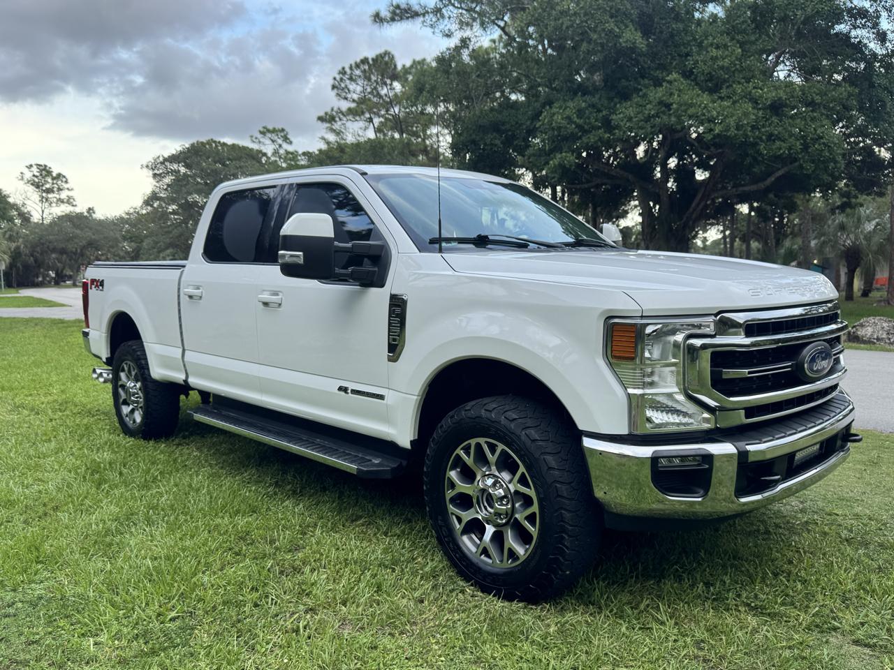 Ford Super Duty F-250 SRW Lariat 4WD Crew Cab 6.75' Box 2021