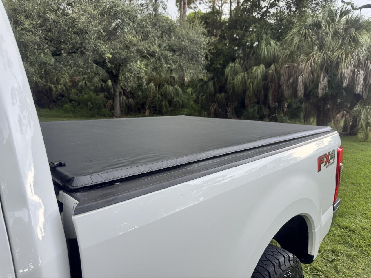 Ford Super Duty F-250 SRW Lariat 4WD Crew Cab 6.75' Box 2021