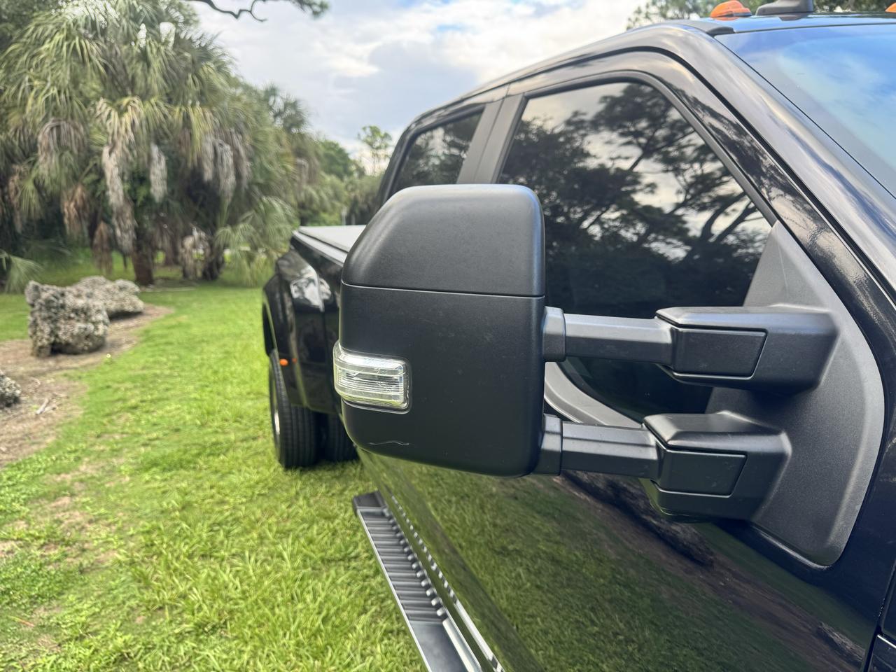 Ford Super Duty F-350 DRW XLT 4WD Crew Cab 8' Box 2019
