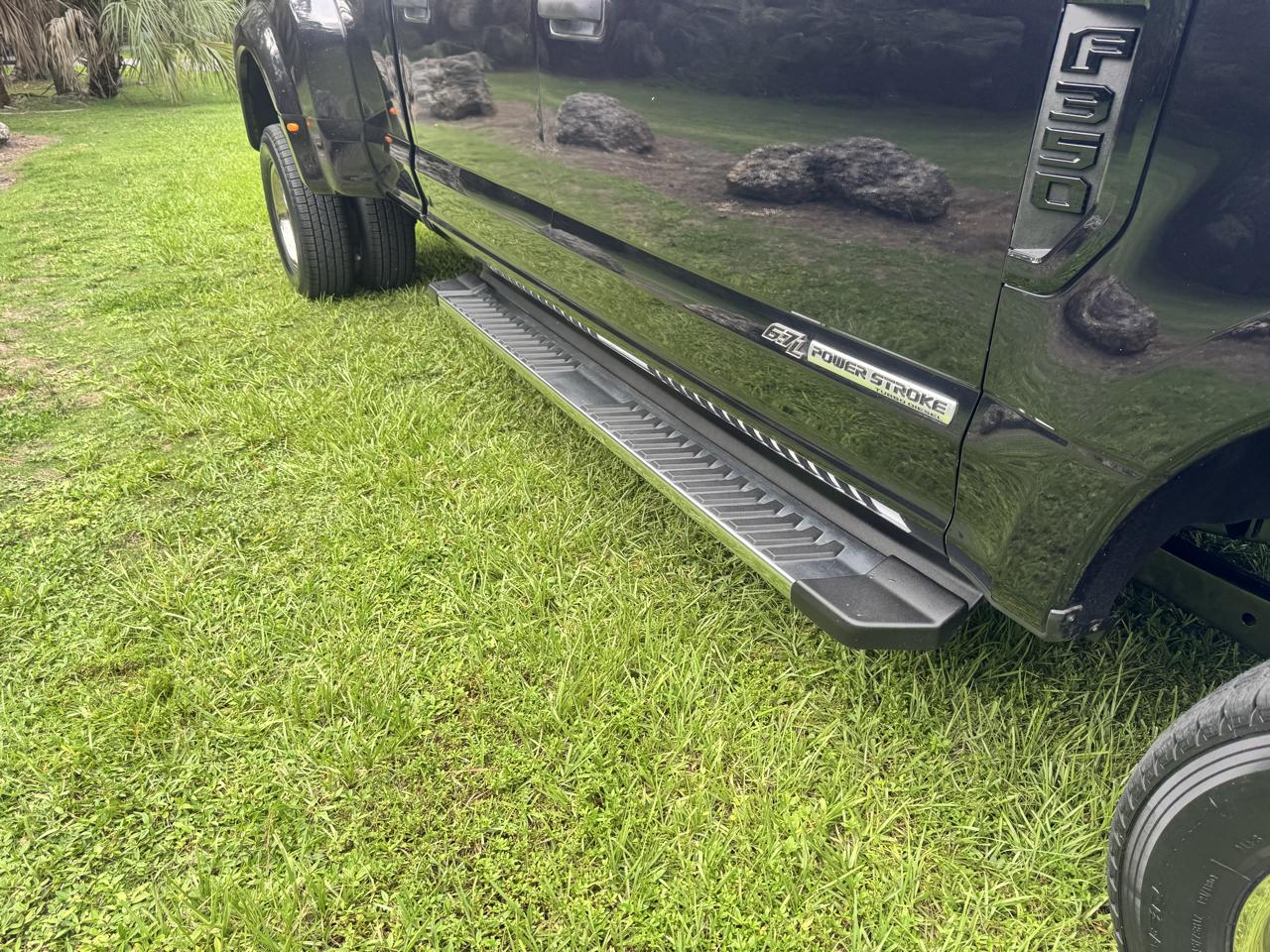 Ford Super Duty F-350 DRW XLT 4WD Crew Cab 8' Box 2019