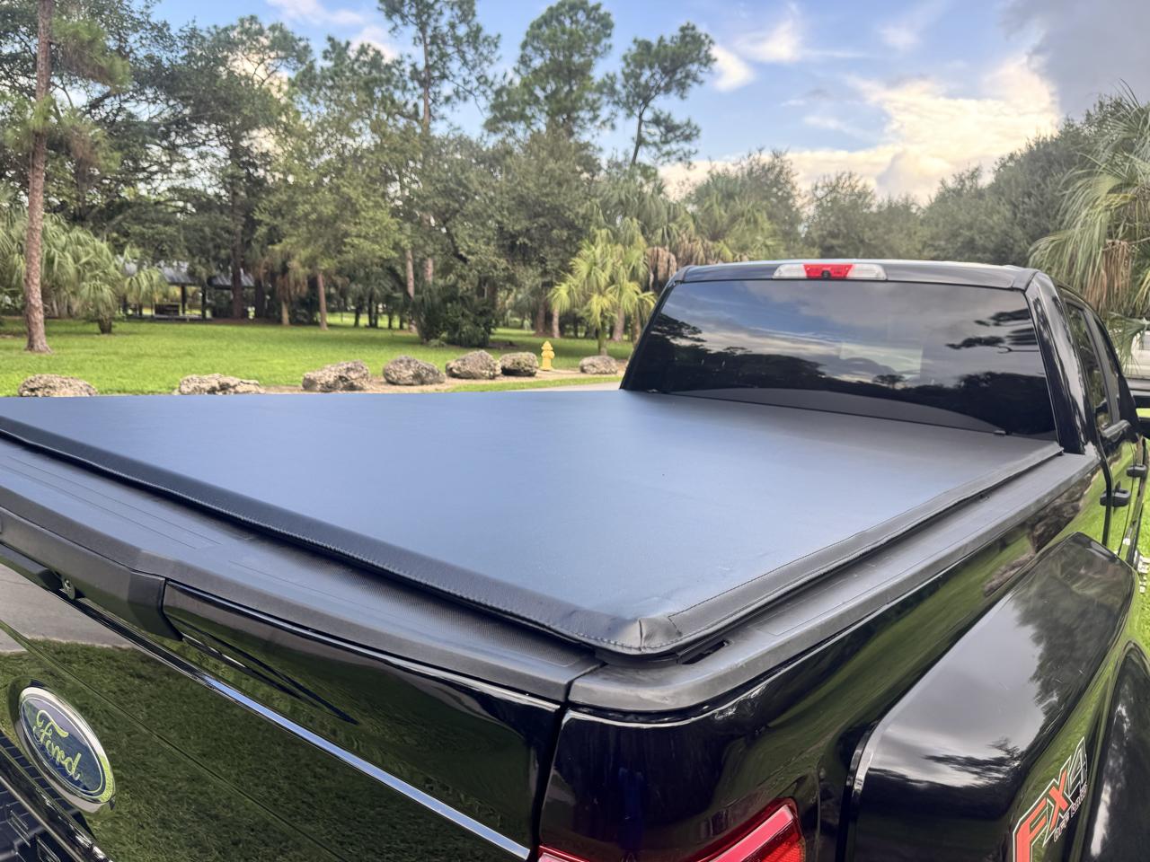 Ford Super Duty F-350 DRW XLT 4WD Crew Cab 8' Box 2019