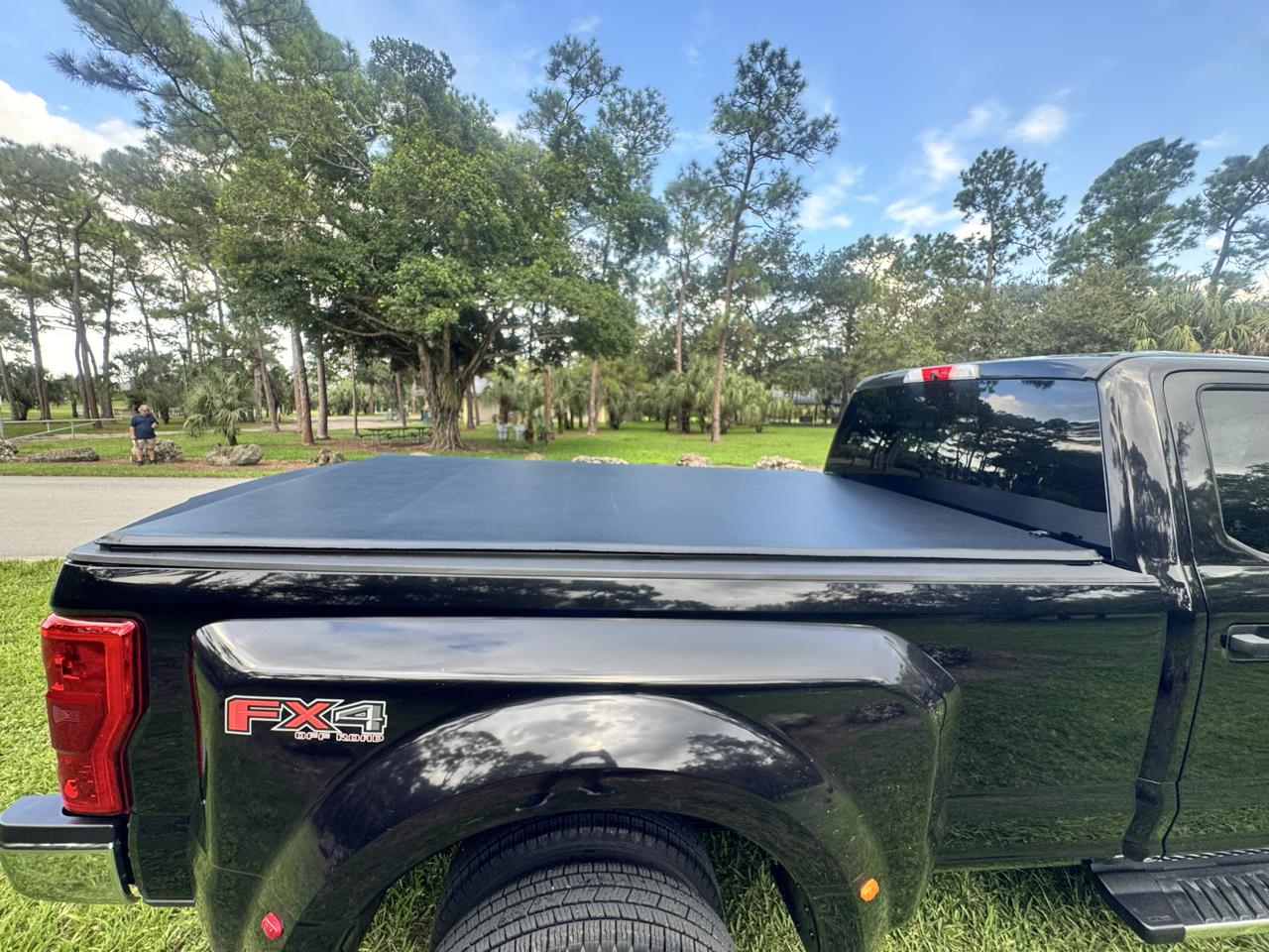 Ford Super Duty F-350 DRW XLT 4WD Crew Cab 8' Box 2019