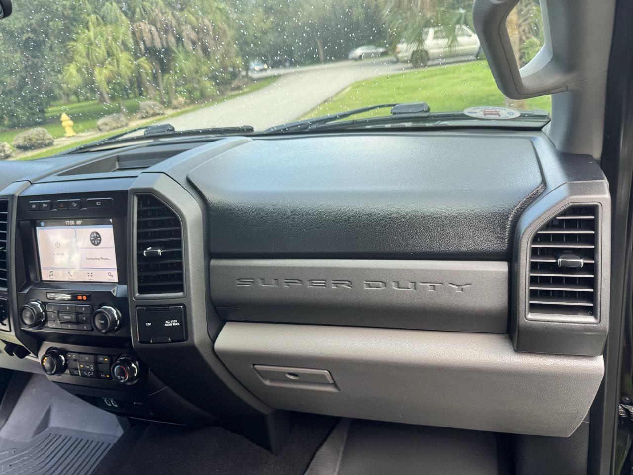 Ford Super Duty F-350 DRW XLT 4WD Crew Cab 8' Box 2019