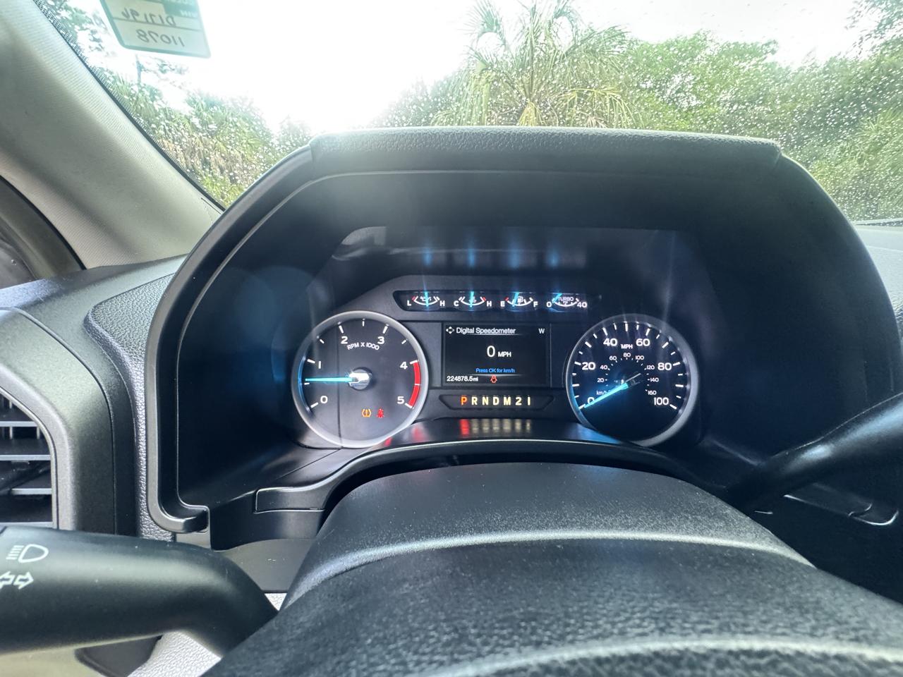 Ford Super Duty F-350 DRW XLT 4WD Crew Cab 8' Box 2019