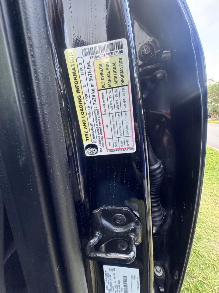 Ford Super Duty F-350 DRW XLT 4WD Crew Cab 8' Box 2019