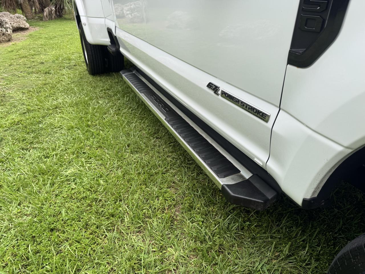 Ford Super Duty F-350 DRW  2022