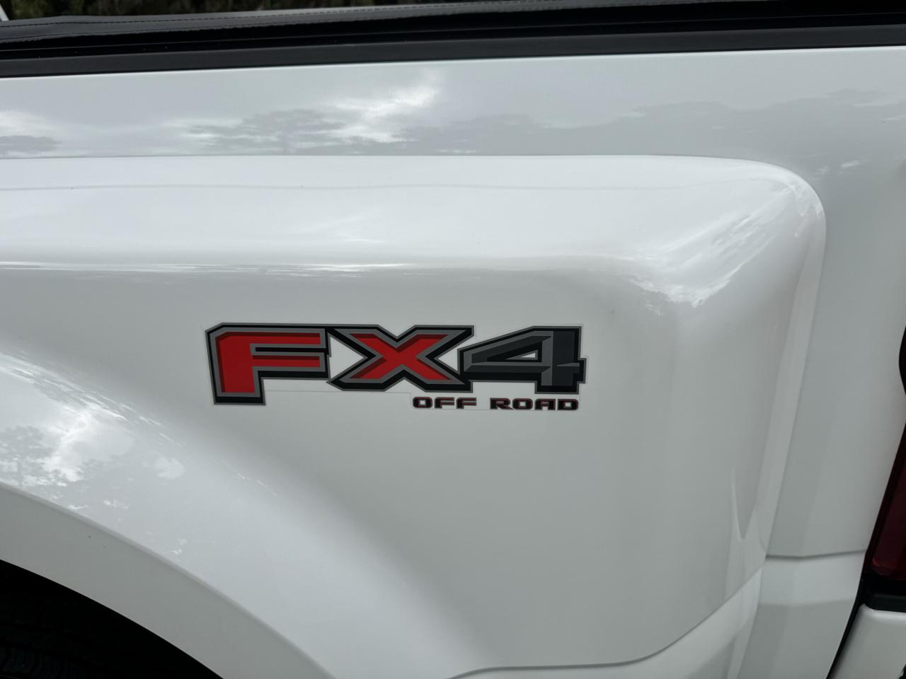 Ford Super Duty F-350 DRW  2022