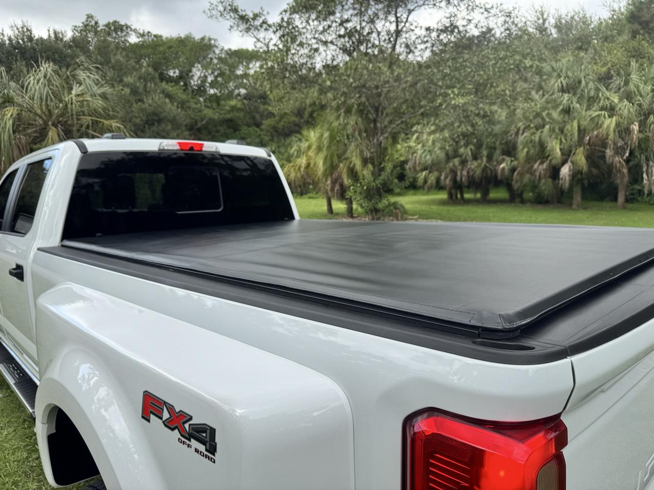 Ford Super Duty F-350 DRW  2022