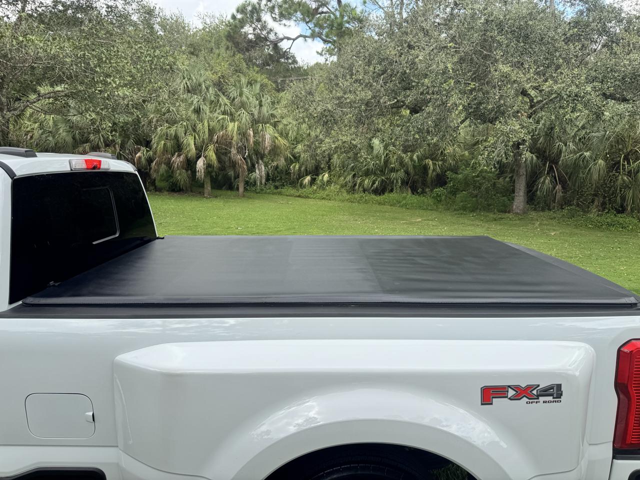 Ford Super Duty F-350 DRW  2022