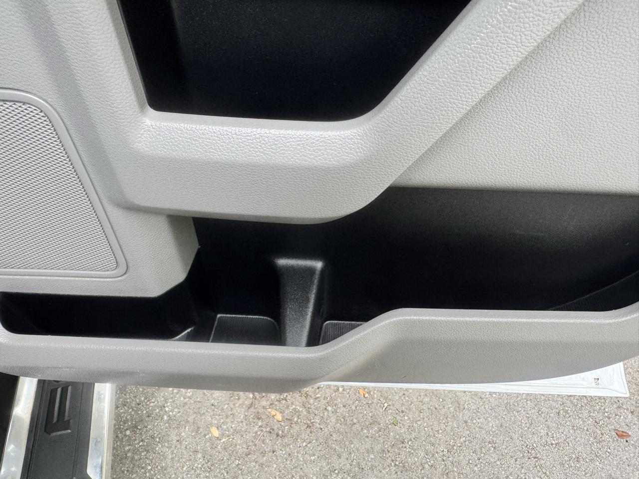 Ford Super Duty F-350 DRW  2022