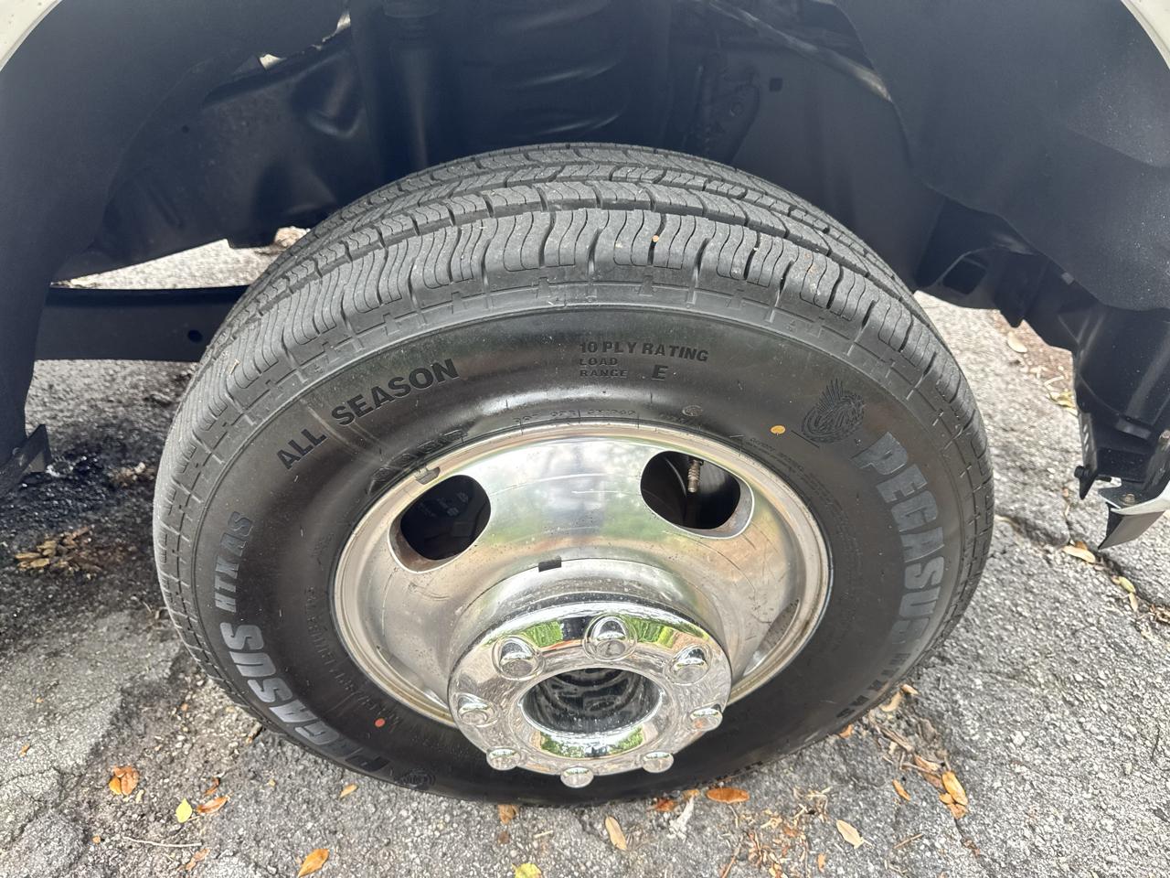 Ford Super Duty F-350 DRW  2022