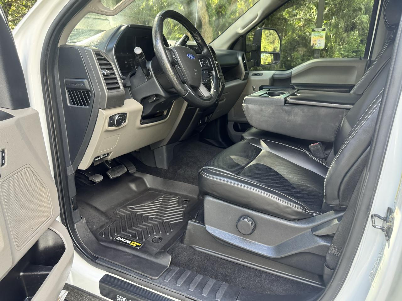 Ford Super Duty F-350 SRW  2022
