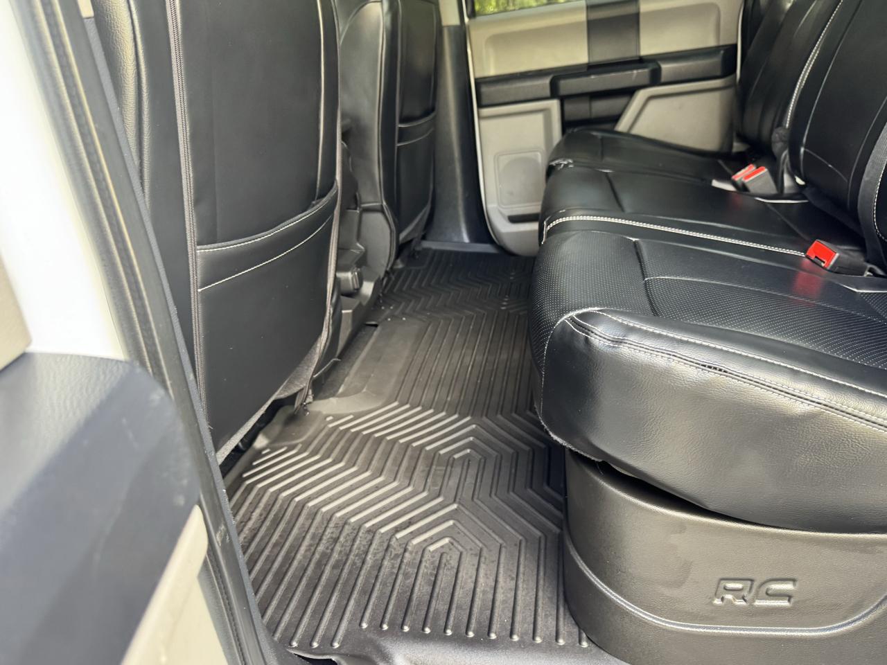 Ford Super Duty F-350 SRW  2022