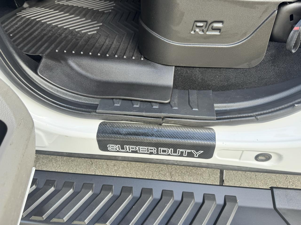 Ford Super Duty F-350 SRW  2022