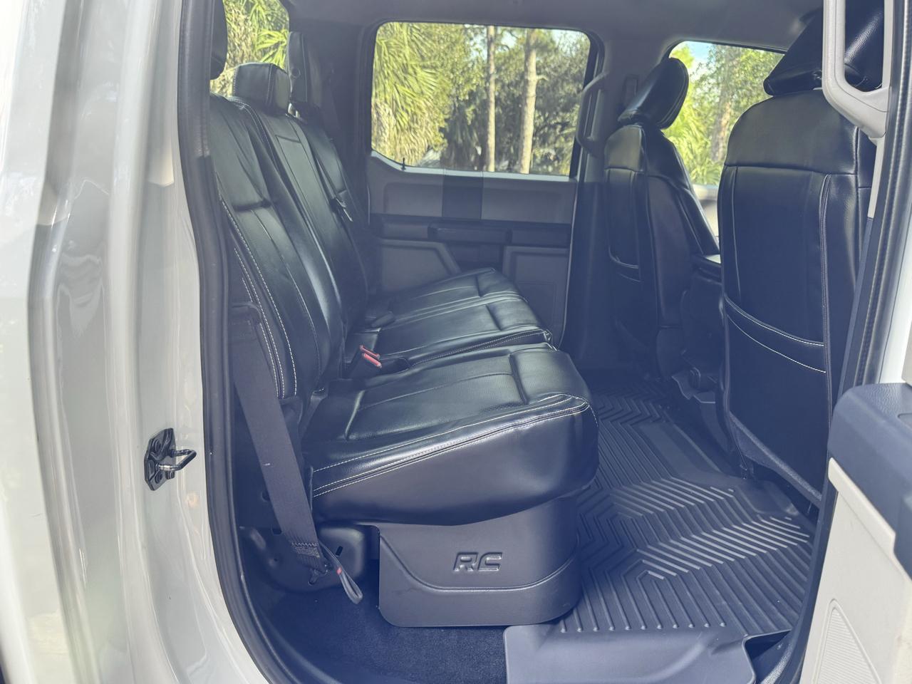 Ford Super Duty F-350 SRW  2022