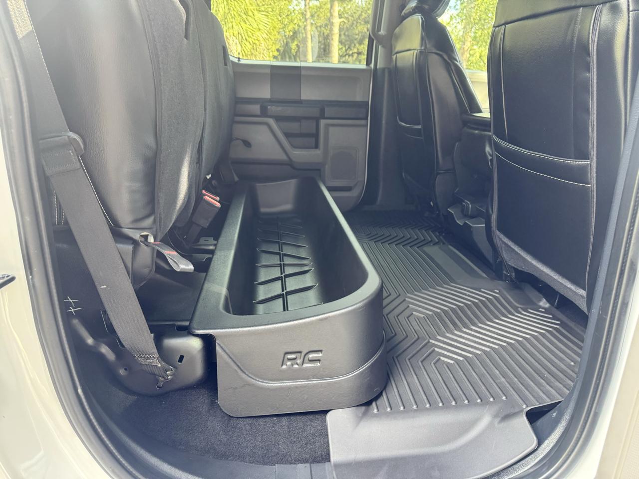 Ford Super Duty F-350 SRW  2022