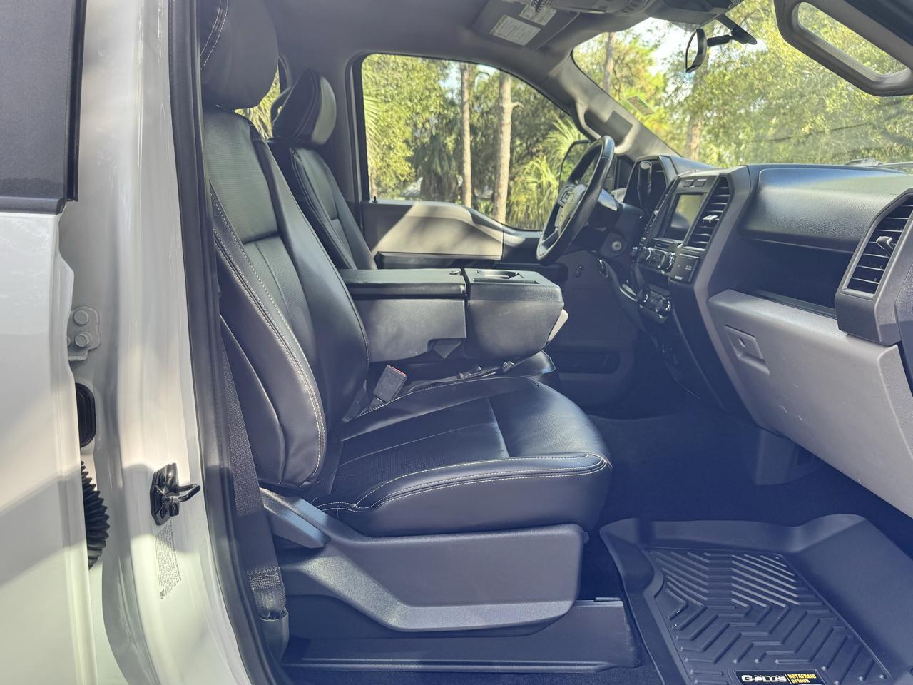 Ford Super Duty F-350 SRW  2022