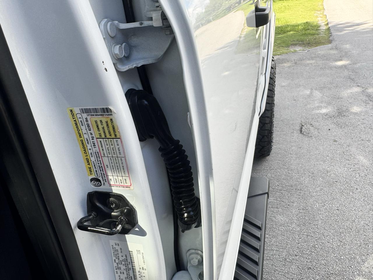 Ford Super Duty F-350 SRW  2022