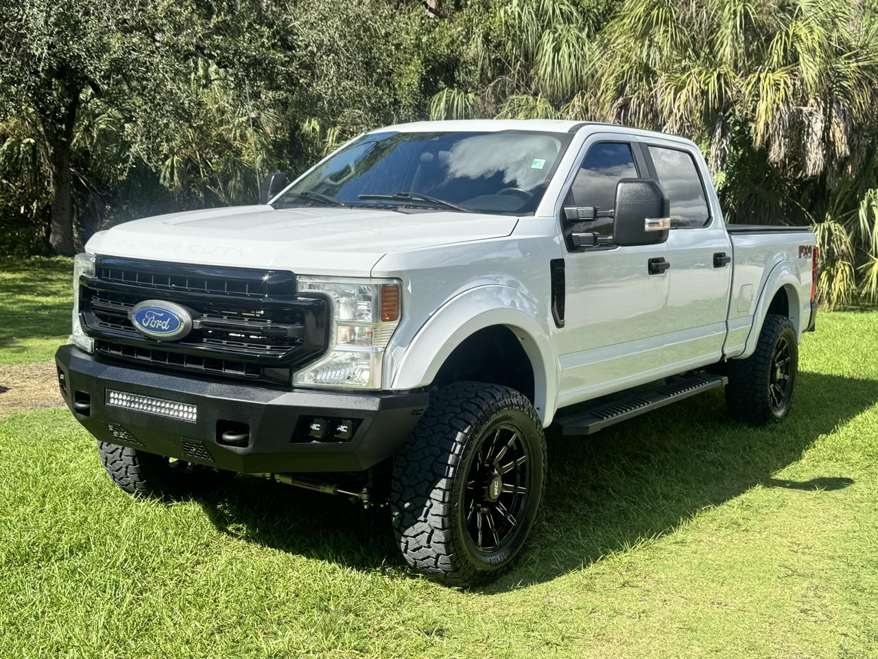 Ford Super Duty F-350 SRW  2022