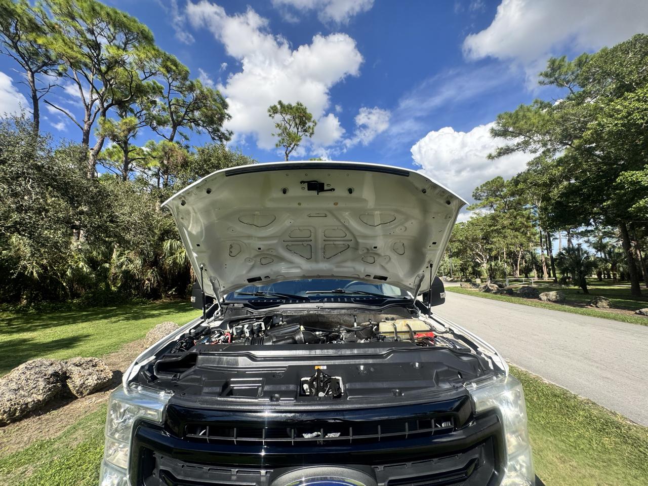 Ford Super Duty F-350 SRW  2022