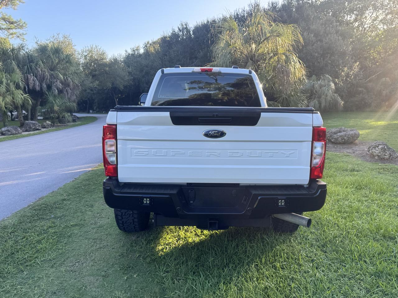 Ford Super Duty F-350 SRW  2022