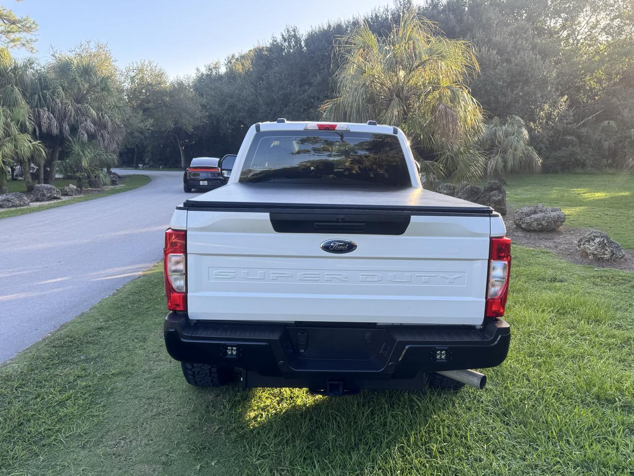 Ford Super Duty F-350 SRW  2022