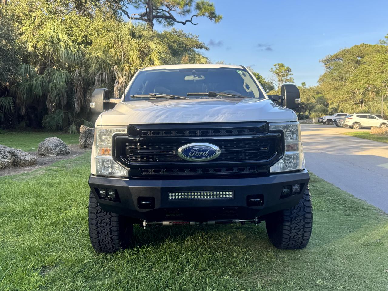 Ford Super Duty F-350 SRW  2022