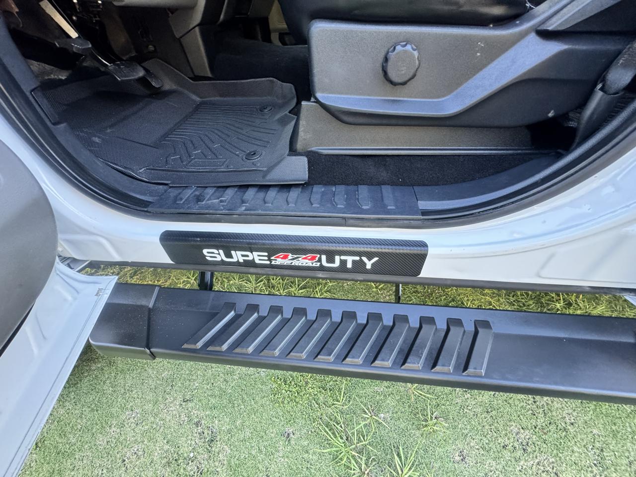Ford Super Duty F-350 SRW  2022