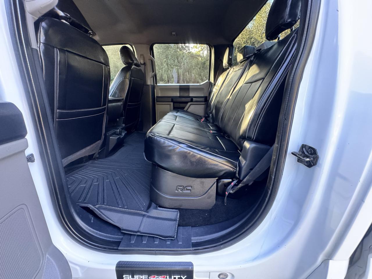 Ford Super Duty F-350 SRW  2022