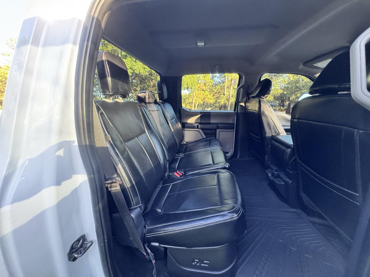 Ford Super Duty F-350 SRW  2022