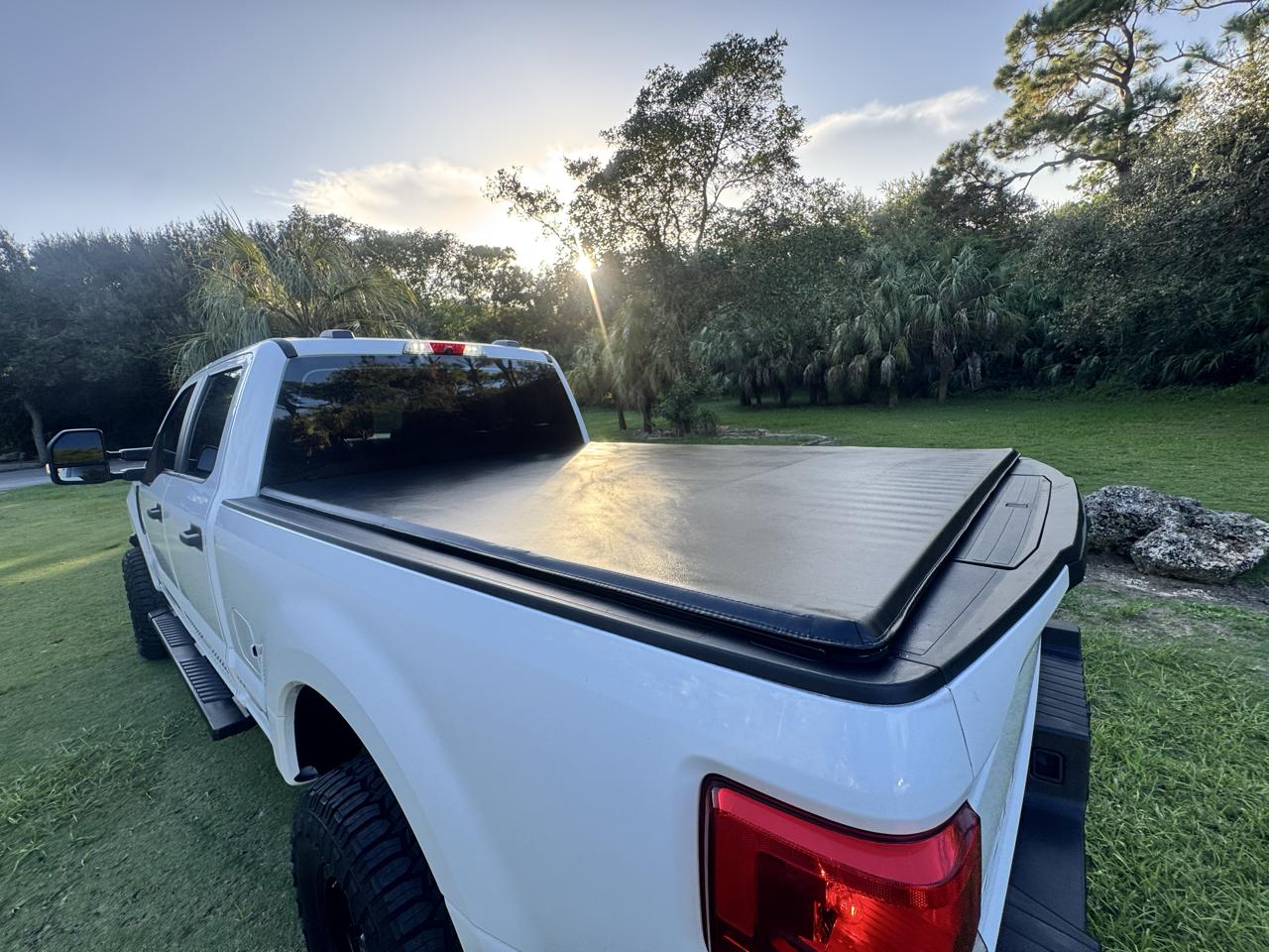 Ford Super Duty F-350 SRW  2022