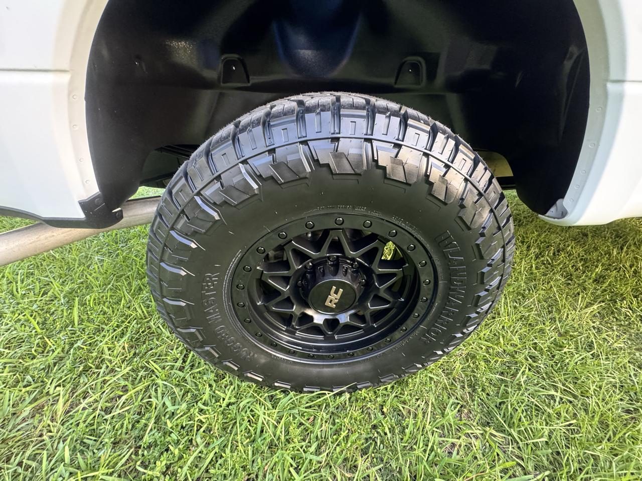 Ford Super Duty F-350 SRW  2022